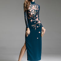 Dignified And Elegant Chinese Style Embroidered Flower Dress