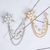 Fashion Alloy Snowflake Brooch With Chain