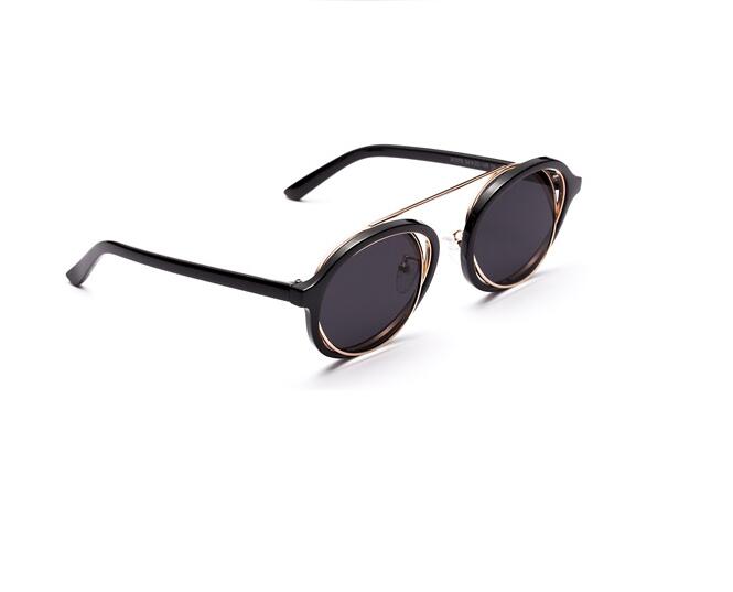 Classic vintage round sunglasses