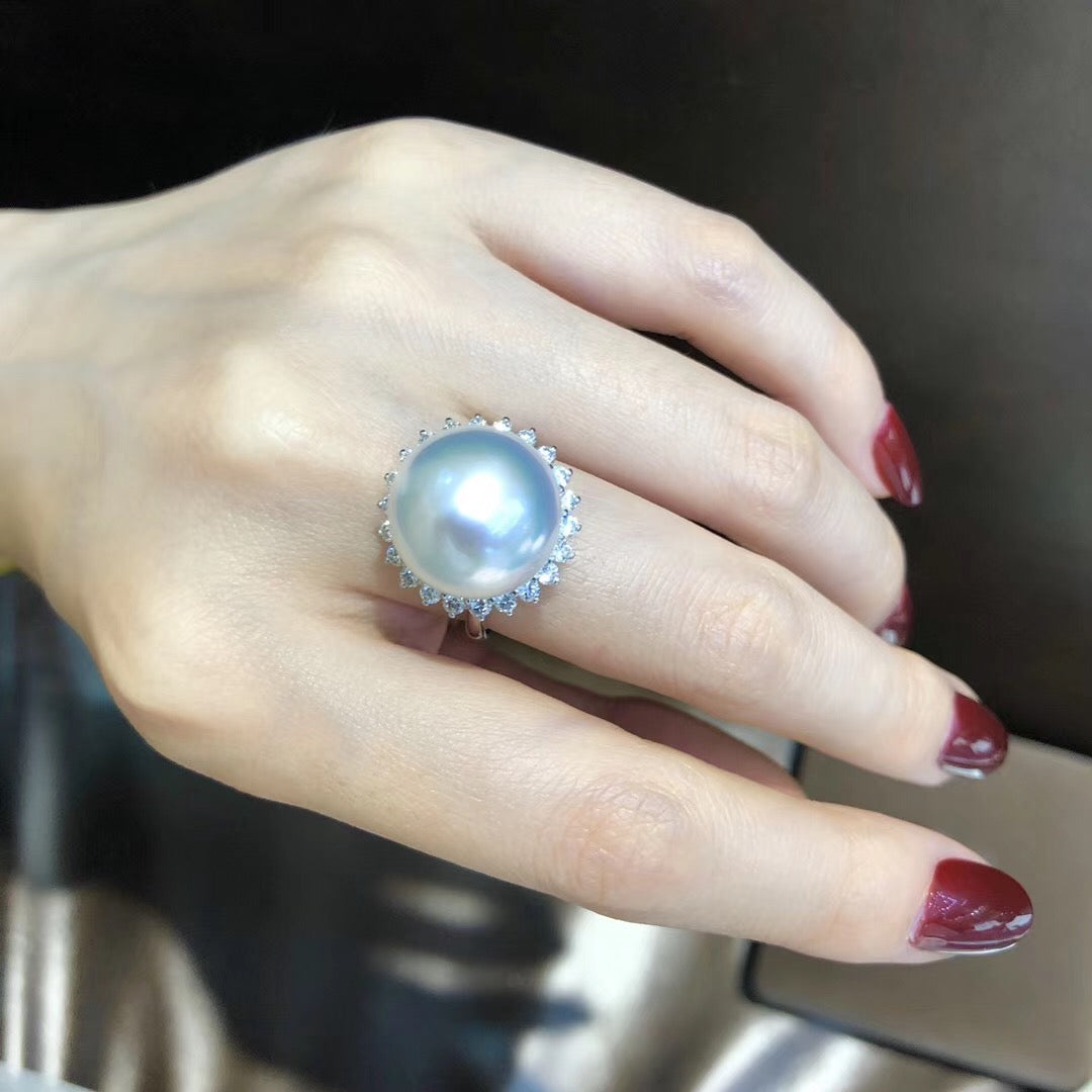 Nanyang White Pearl Ring