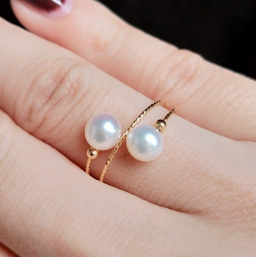 Elastic pearl ring