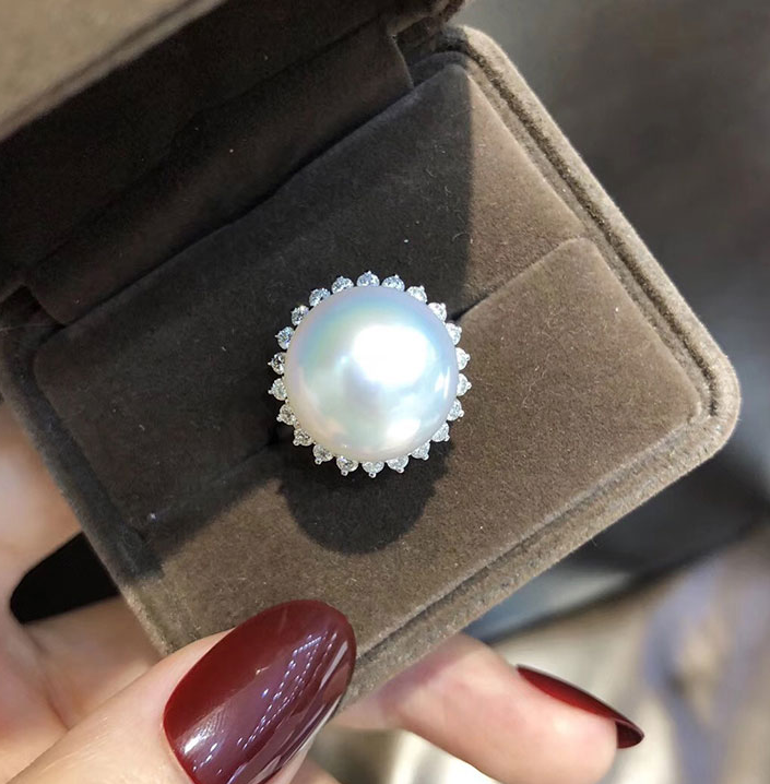 Nanyang White Pearl Ring