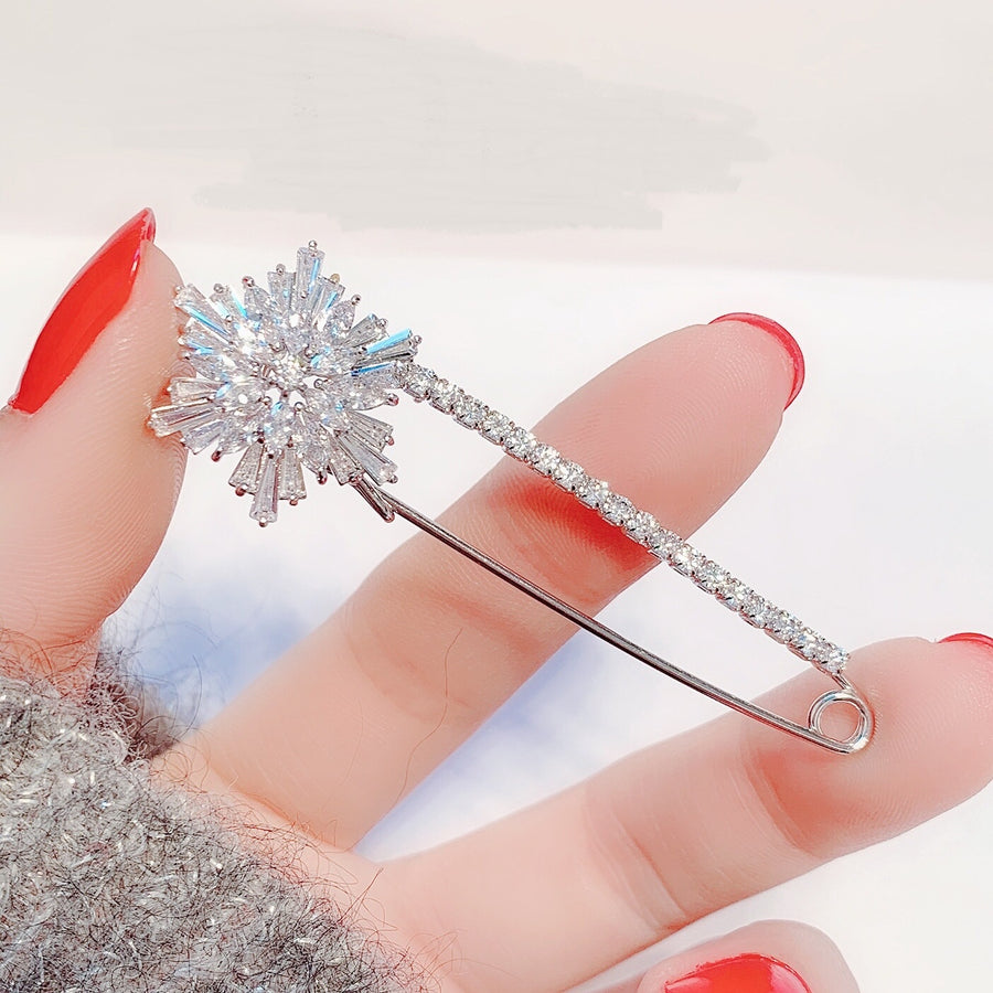 Big Snowflake Pin Ornaments Exquisite Zircon