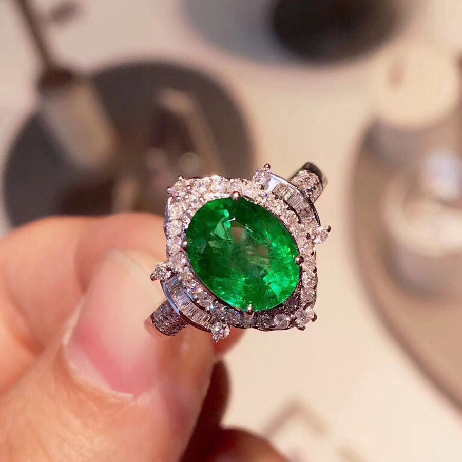 New Natural Colombian Emerald Ring