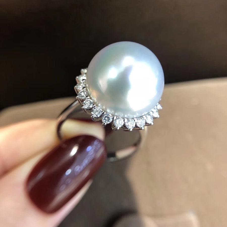 Nanyang White Pearl Ring