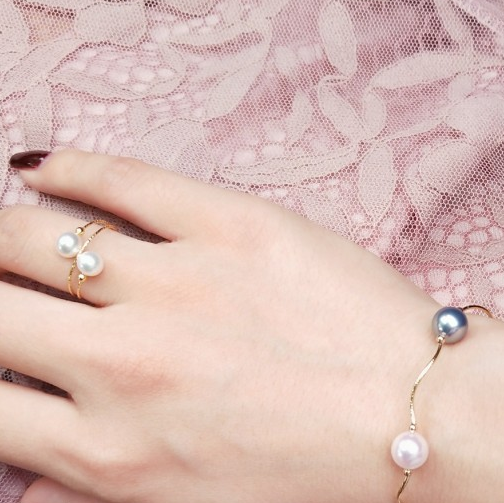 Elastic pearl ring